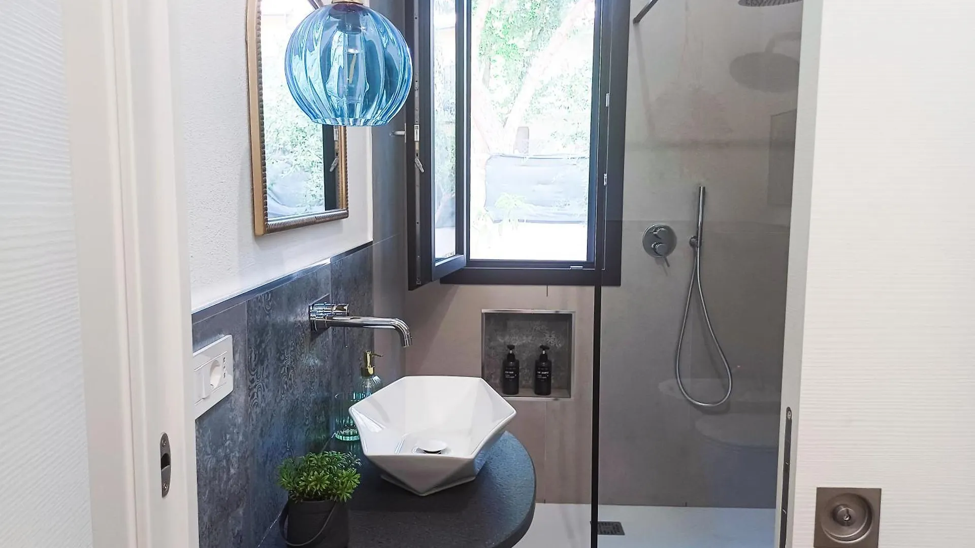 The Quarters - Monolocale Apartman Cagliari